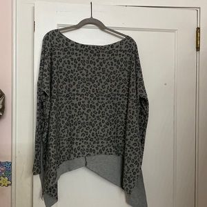 slouchy fit top